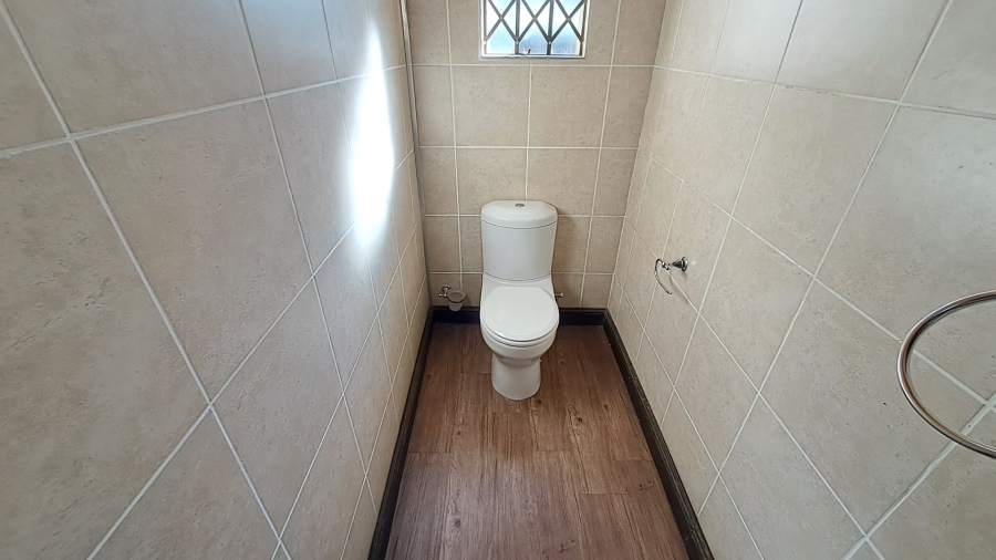 14 Bedroom Property for Sale in Universitas Free State